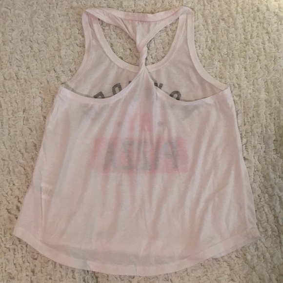 NWOT Powered By Pizza Workout Tank - Picture 4 of 5